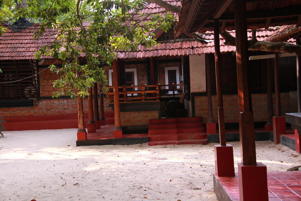 Arakkal Heritage Mararikulam Exteriér fotografie